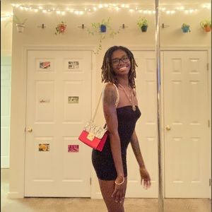 Meet your Posher, Dana